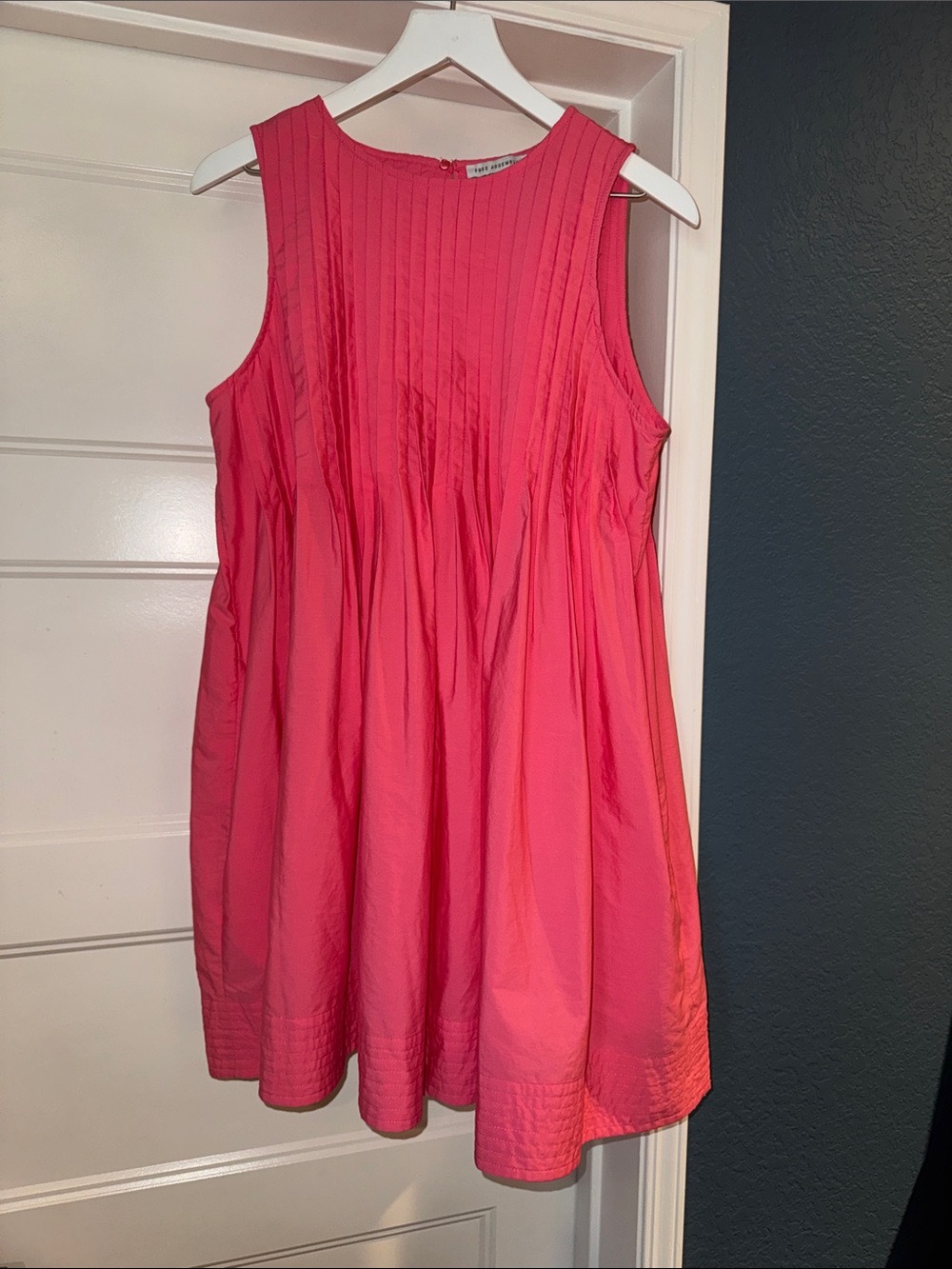 Sleeveless Pink Pleated Mini Dress